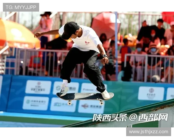 西安飞盘队在滑板精英赛中的拼搏历程与荣耀时刻回顾
