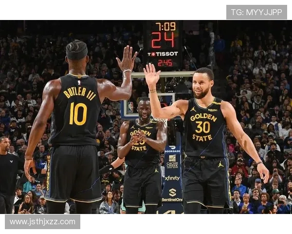 11月4日勇士与快船激战正酣球迷期待精彩对决与巅峰对抗