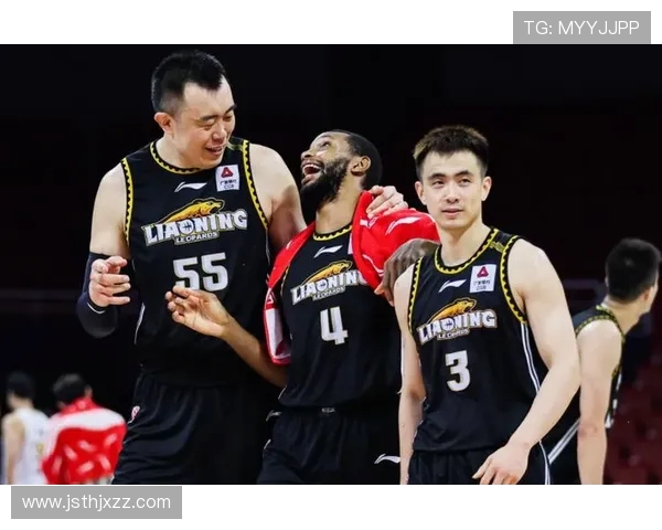CBA辽宁队迎战劲敌全力争胜展现团队实力与个人风采 CBA辽宁队迎战劲敌全力争胜展现团队实力与个人风采