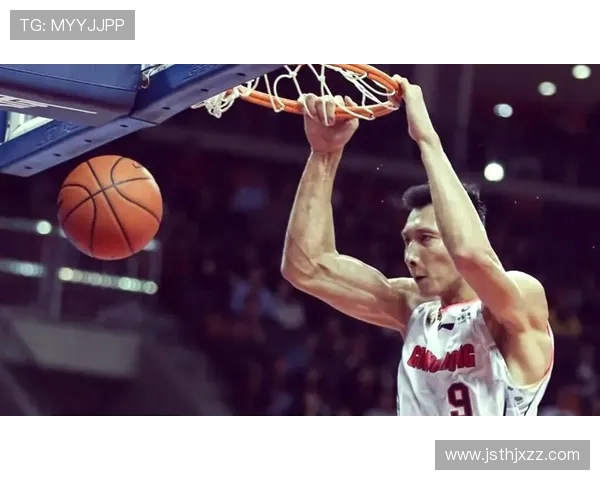 易建联：从篮球场上的传奇到生活中的榜样，见证中国篮球的辉煌与挑战