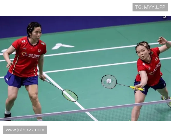 重庆羽毛球队与武汉羽毛球队赛后复盘分析双方配合与战术执行的关键因素
